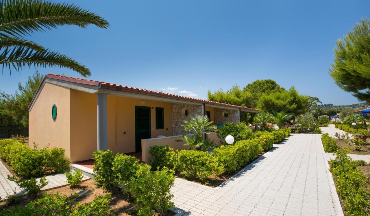 Villaggio Mirage Vieste Exteriör bild